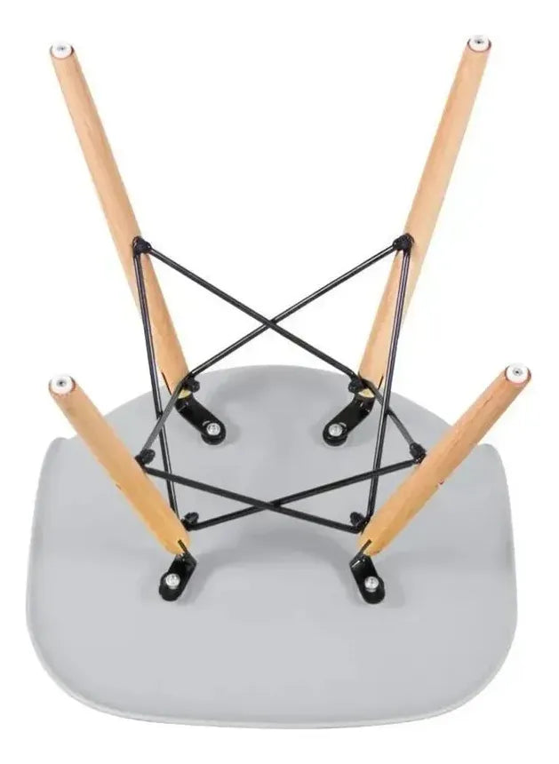 Silla De Comedor Eames Eiffel Botonê Patas De Madera X2